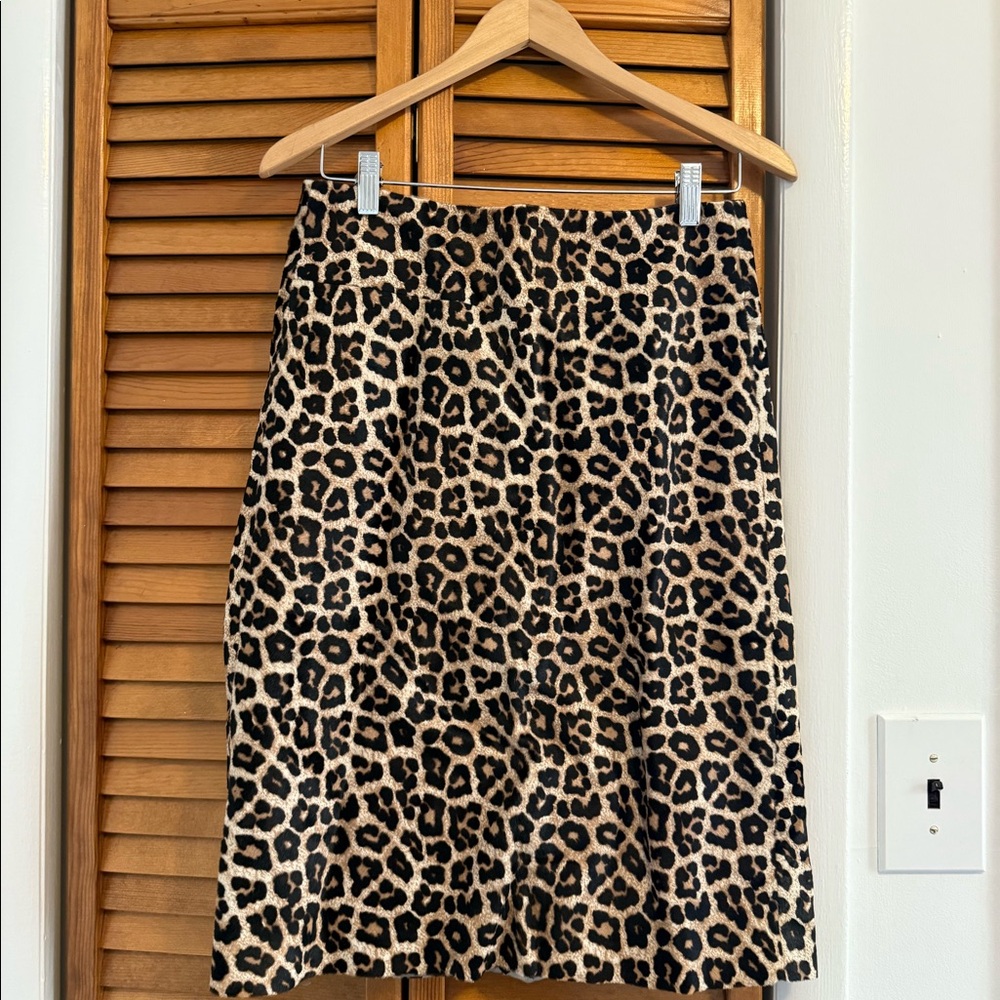Never worn Theory leopard calf fur skirt size 6 - Picture 2 of 3